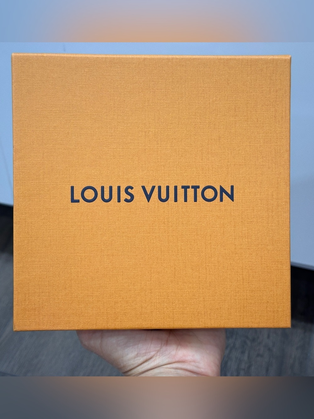 LOUIS VUITTON SIGNATURE ORANGE PAPER EMPTY WALLET BOX. PRE-OWNED. - Picture 2 of 12